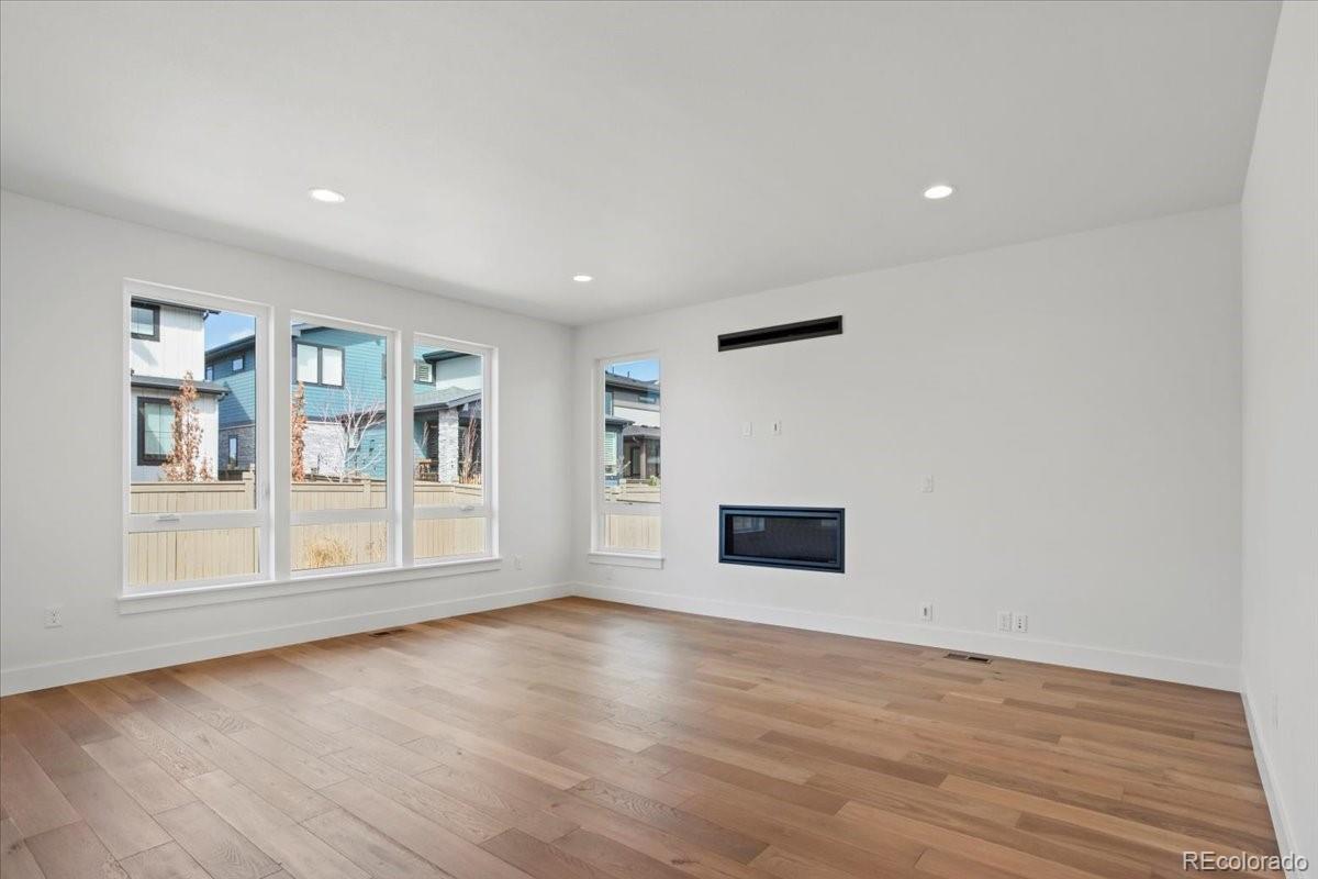 5604 Grandville Avenue Longmont CO 80503