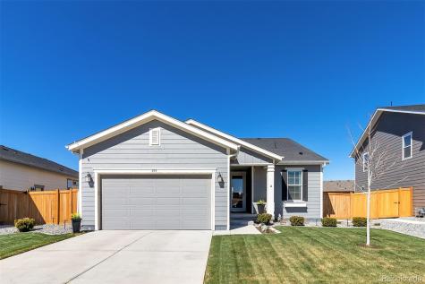 855 N Waterloo Circle Aurora CO 80018