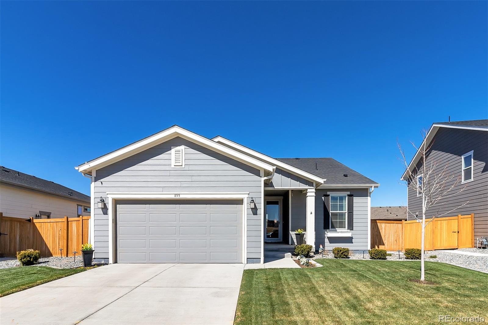 855 N Waterloo Circle Aurora CO 80018