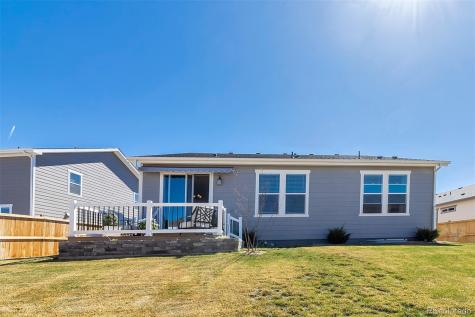 855 N Waterloo Circle Aurora CO 80018