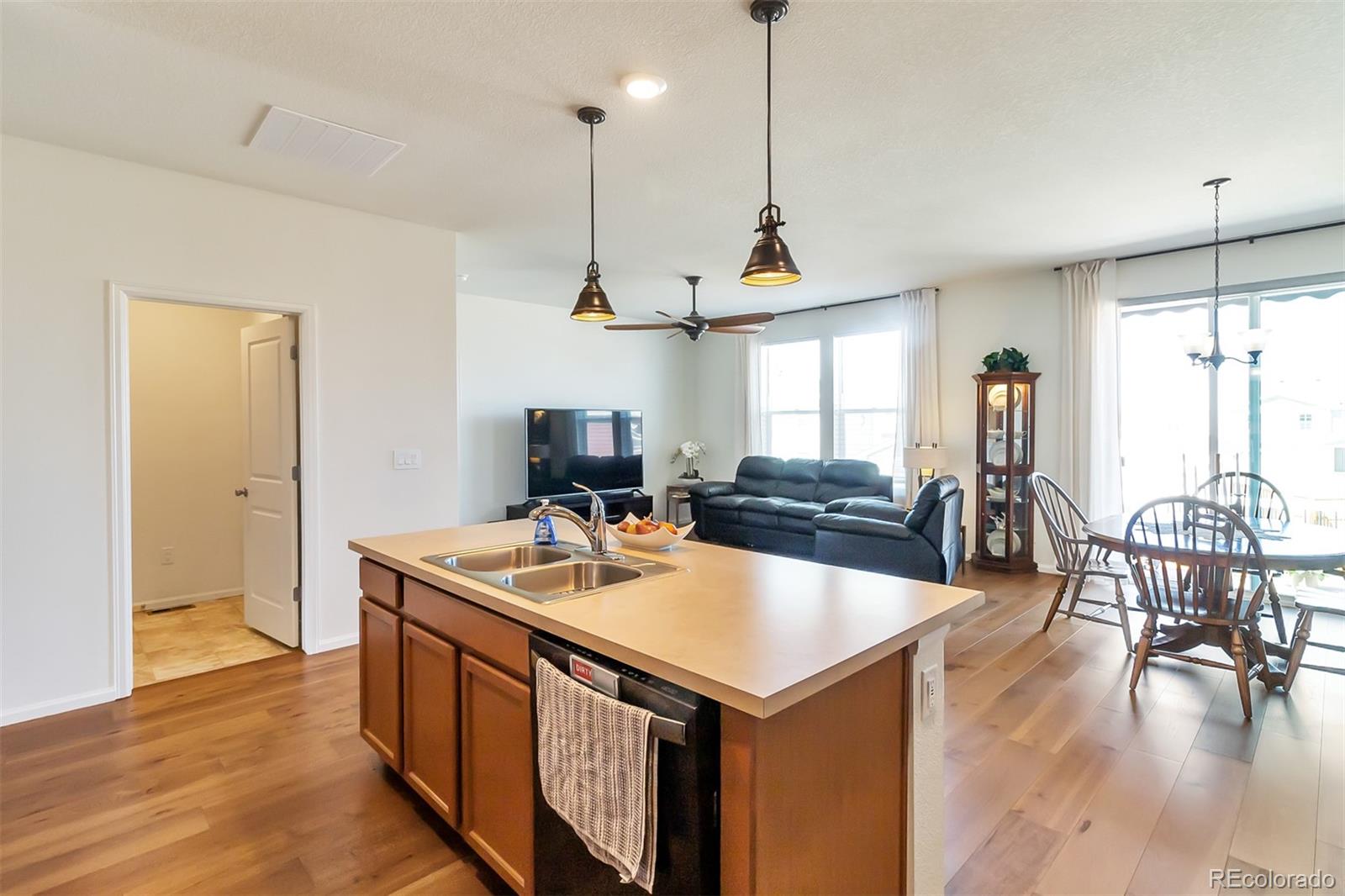 855 N Waterloo Circle Aurora CO 80018
