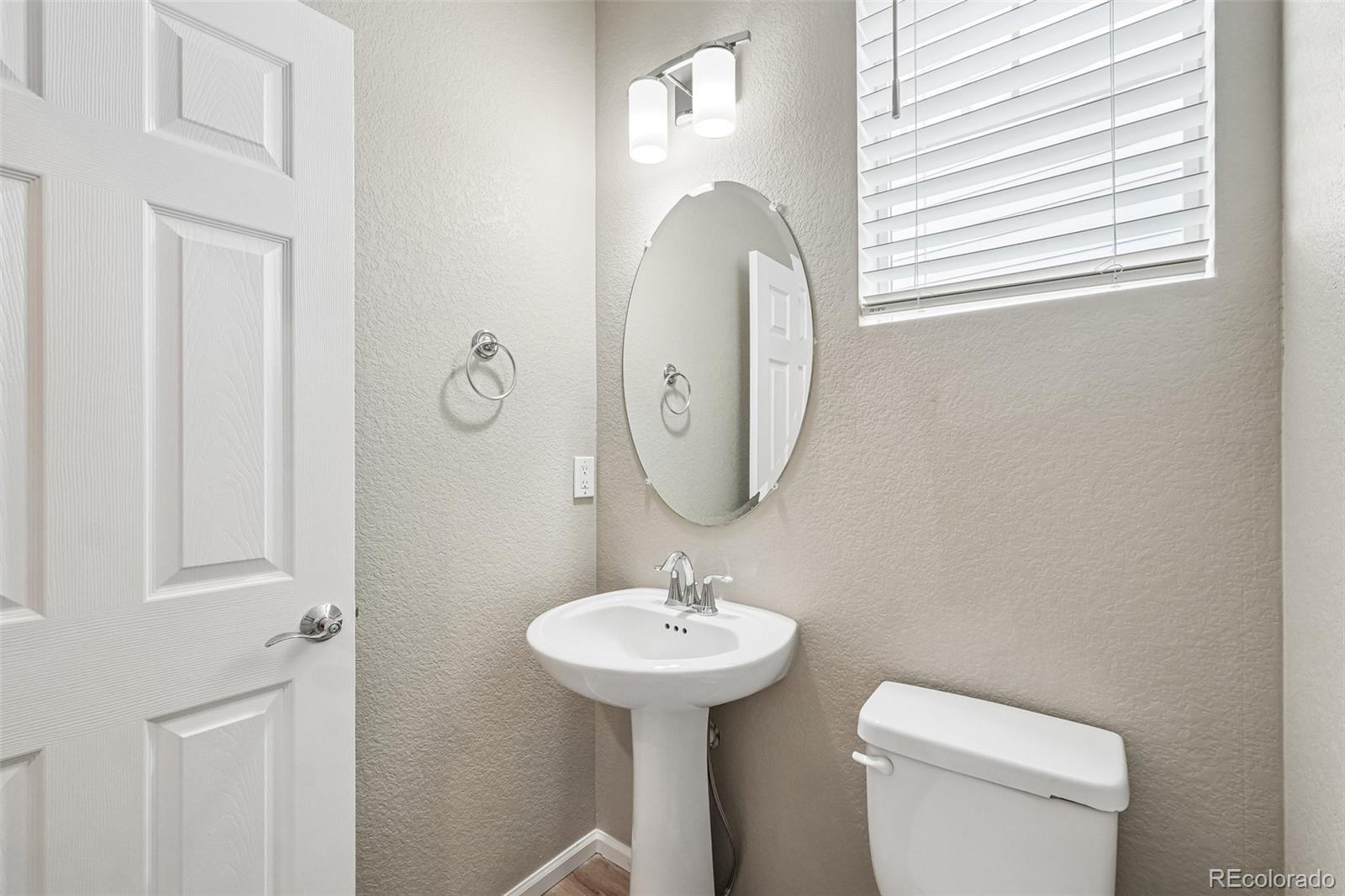 6568 N Ceylon Street Denver CO 80249