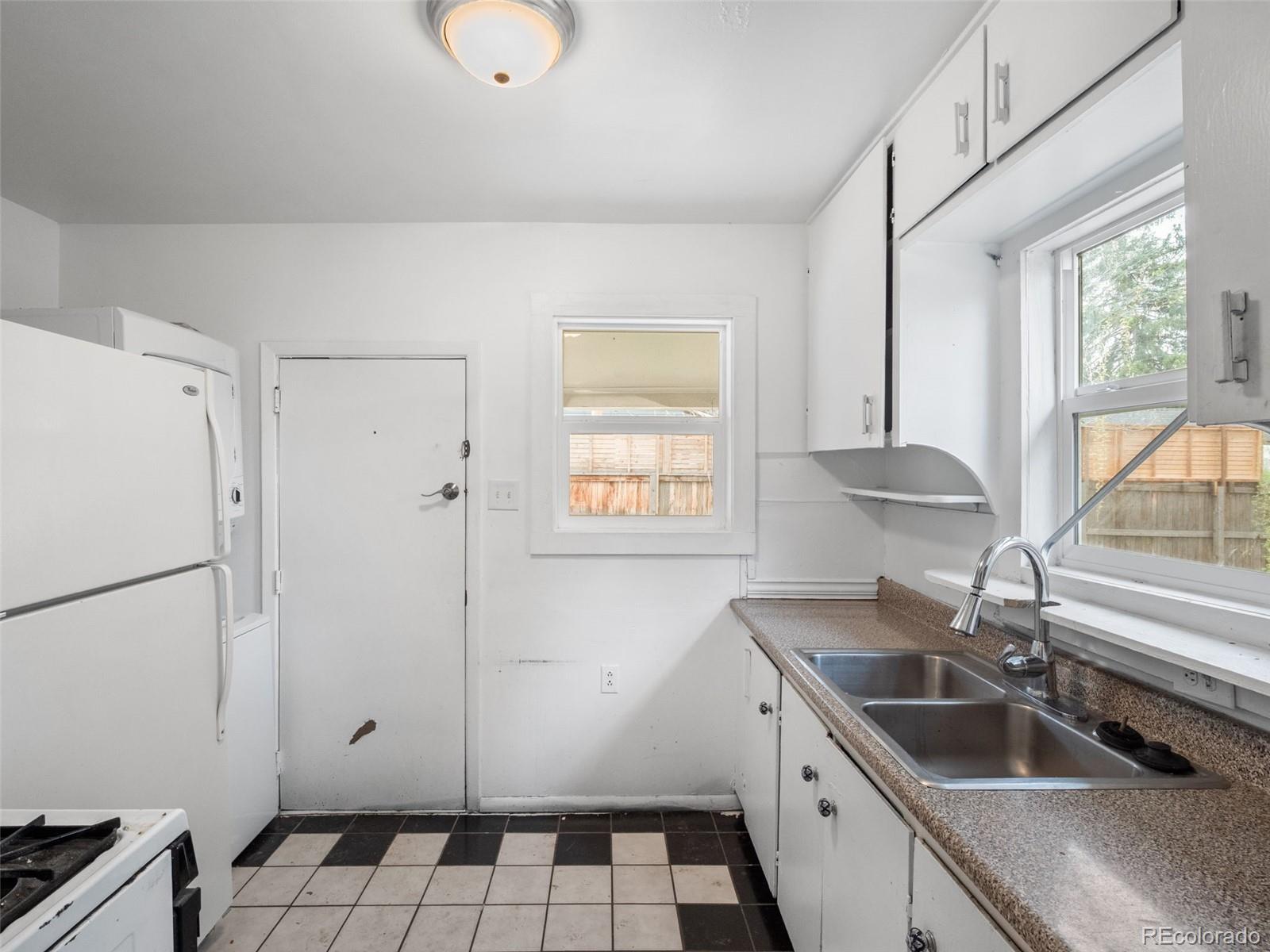 2510 Brentwood Street Lakewood CO 80214