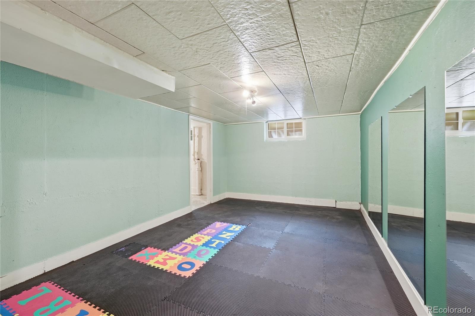 1000 Locust Street Denver CO 80220