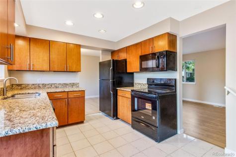 1541 S Fairplay Way Aurora CO 80012