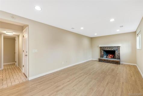 1541 S Fairplay Way Aurora CO 80012