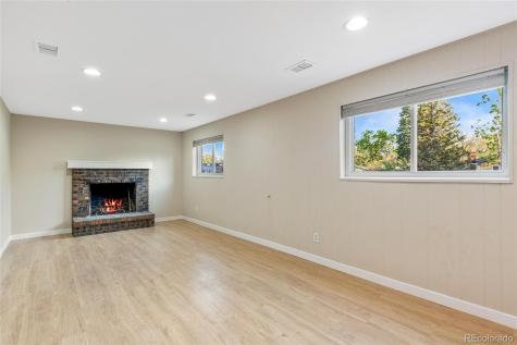 1541 S Fairplay Way Aurora CO 80012
