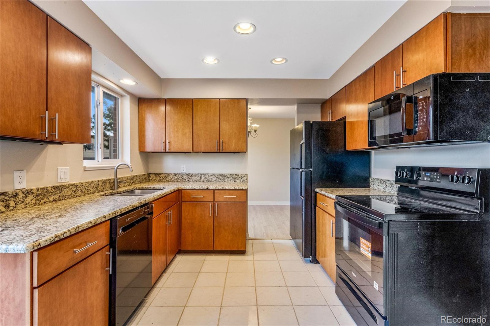 1541 S Fairplay Way Aurora CO 80012