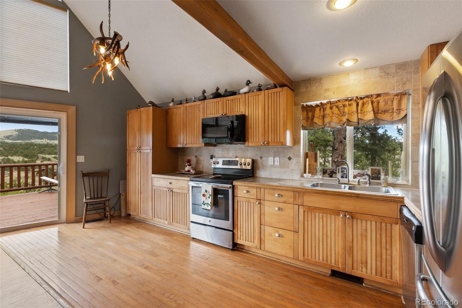11396 County Road 102 Guffey CO 80820