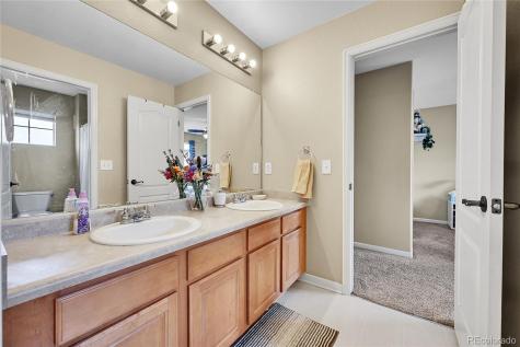 5778 S Duquesne Court Aurora CO 80016