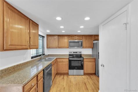 3703 S Mission Parkway Aurora CO 80013