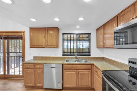 3703 S Mission Parkway Aurora CO 80013