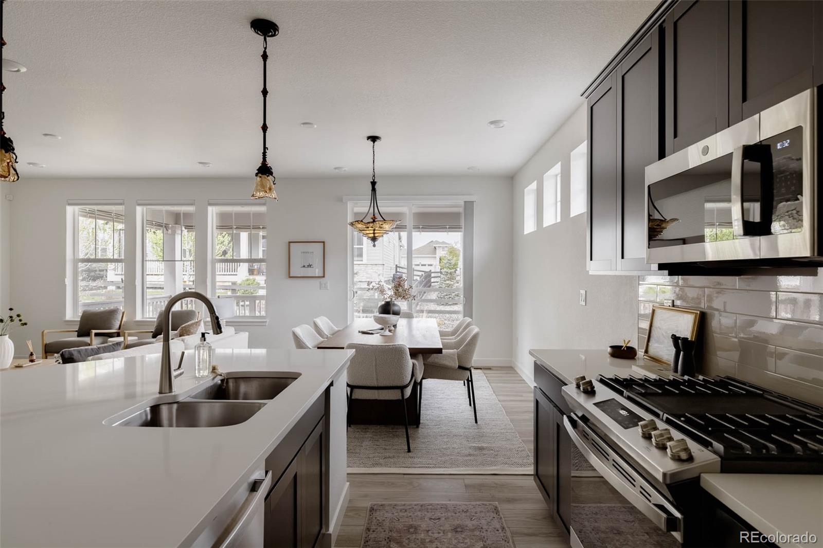 8571 S Riviera Court Aurora CO 80016