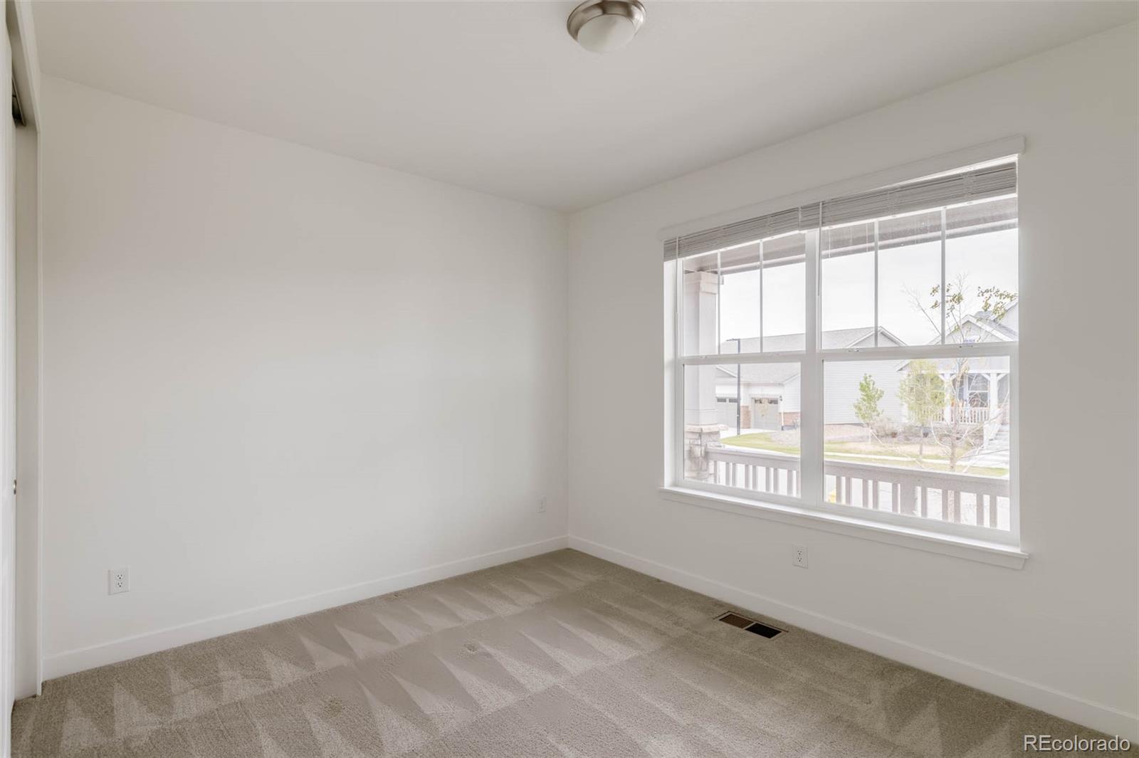 8571 S Riviera Court Aurora CO 80016