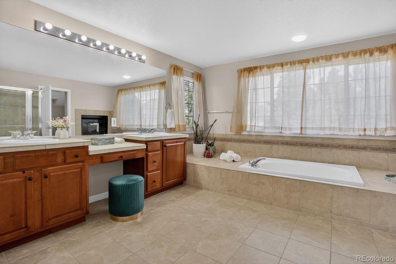 6012 S Ouray Street Aurora CO 80016