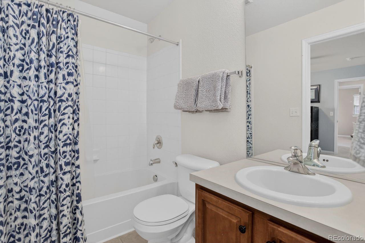 6012 S Ouray Street Aurora CO 80016