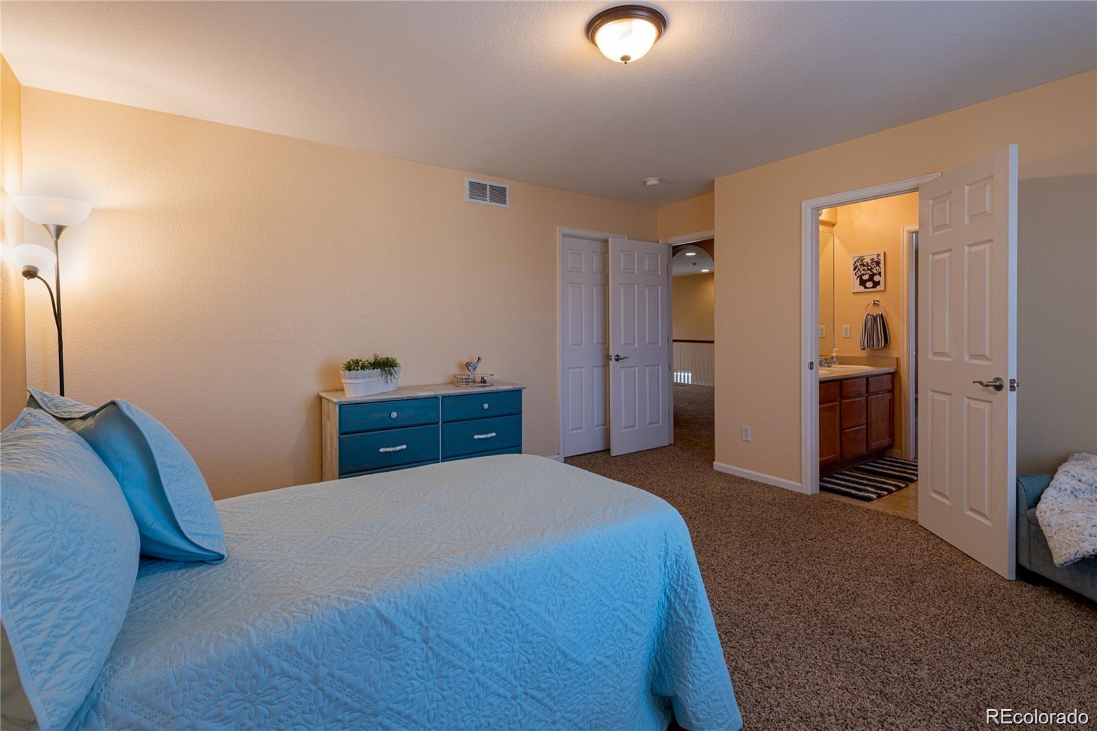 4902 S Zephyr Street Littleton CO 80123