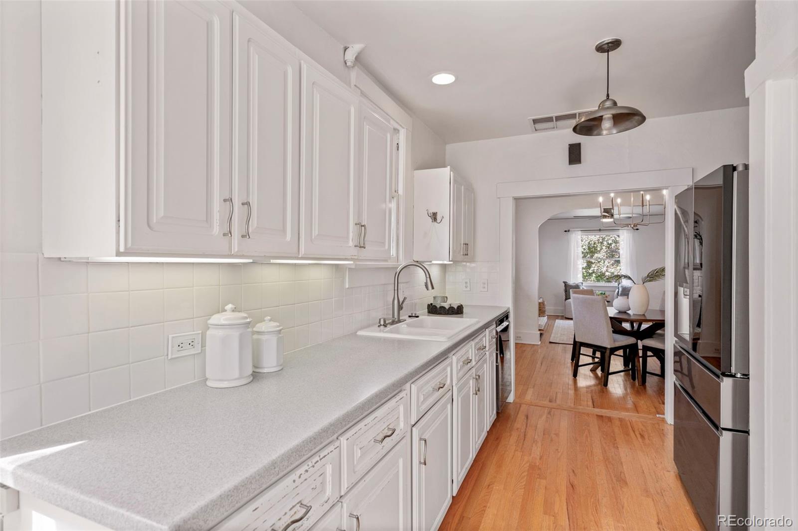 906 Monroe Street Denver CO 80206