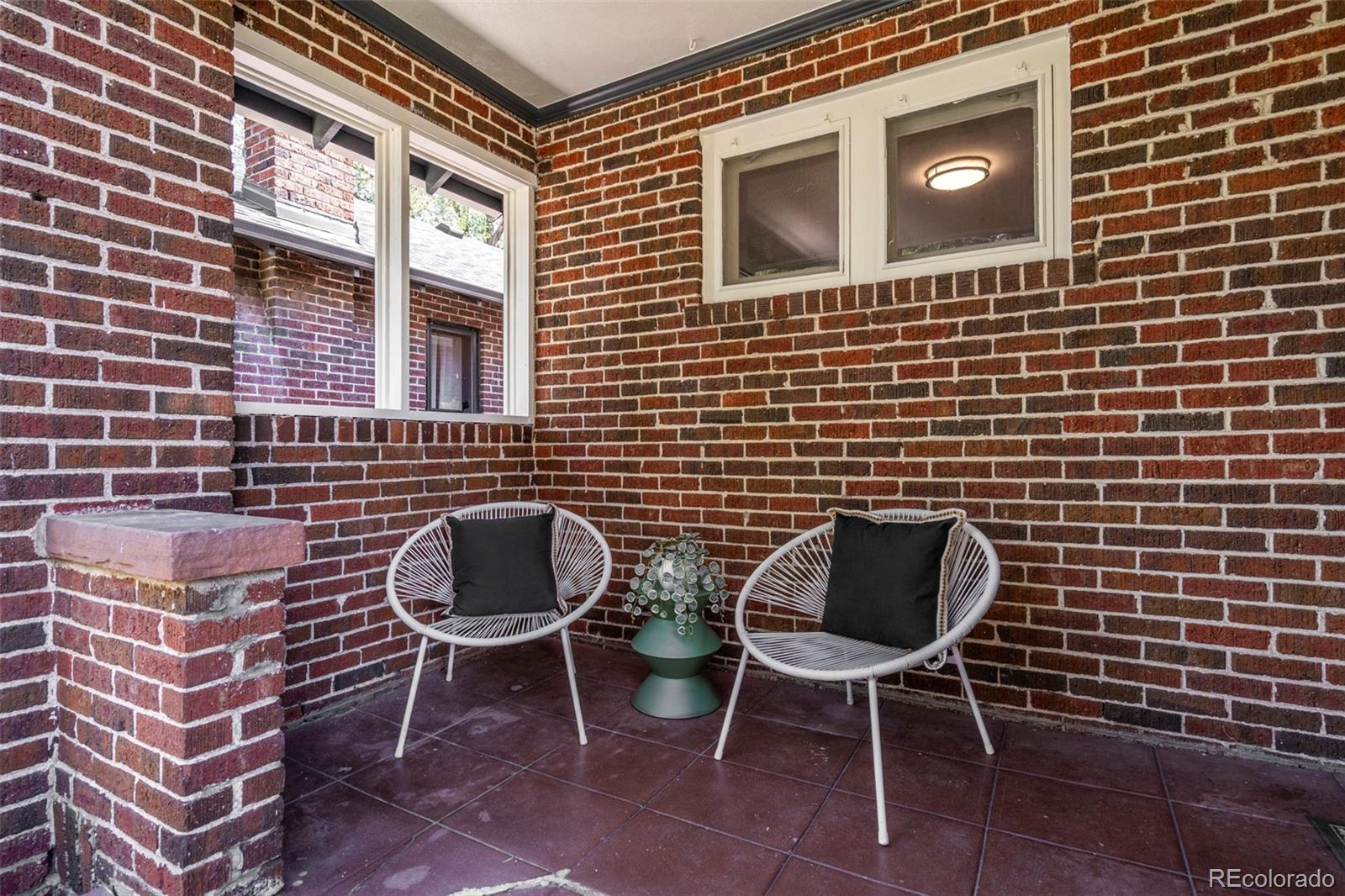 906 Monroe Street Denver CO 80206