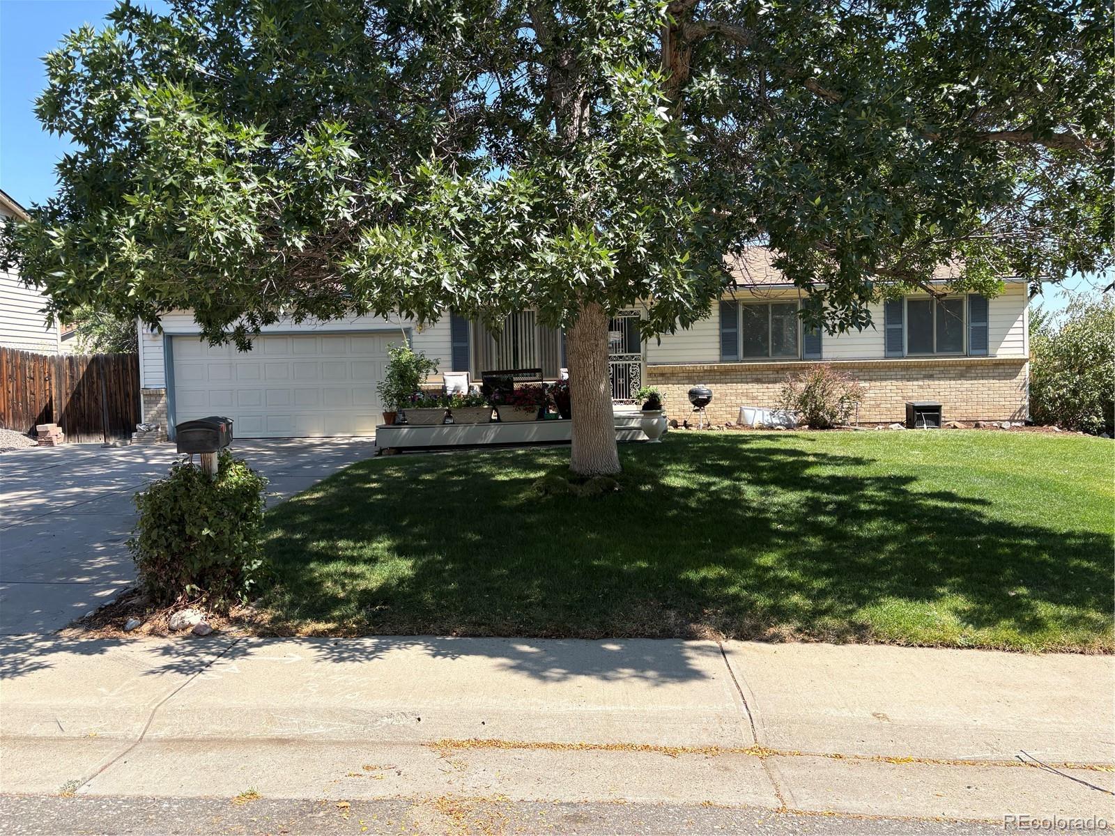 2884 S Mobile Street Aurora CO 80013