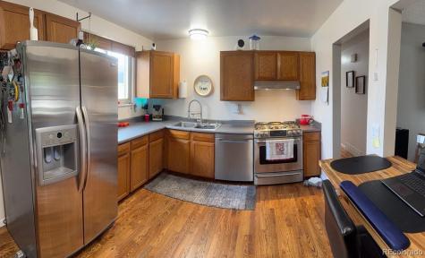 2884 S Mobile Street Aurora CO 80013