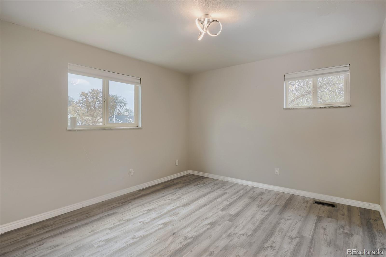 8901 W Radcliffe Place Littleton CO 80123