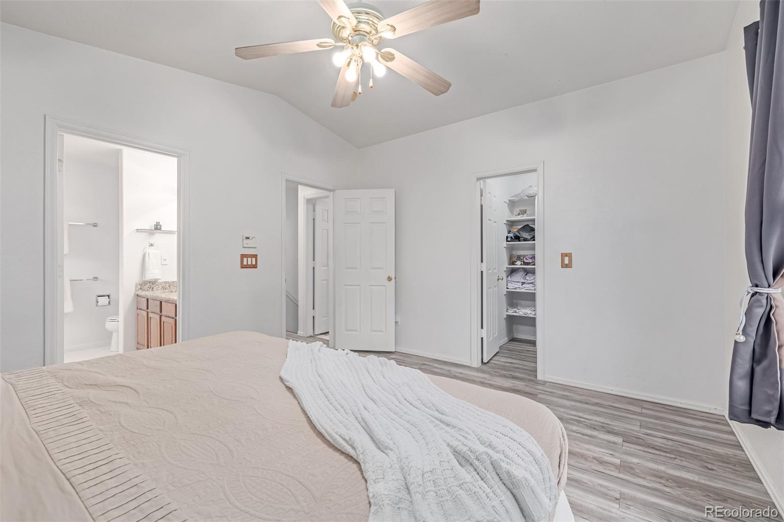 2905 S Deframe Way Lakewood CO 80228
