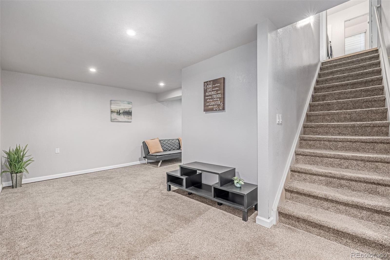2905 S Deframe Way Lakewood CO 80228