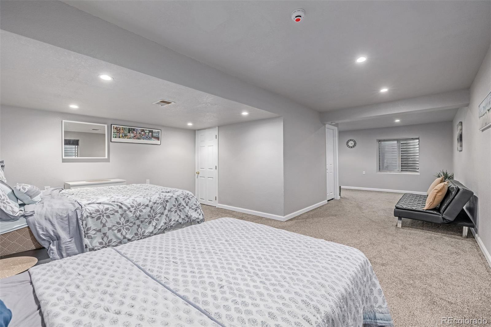 2905 S Deframe Way Lakewood CO 80228