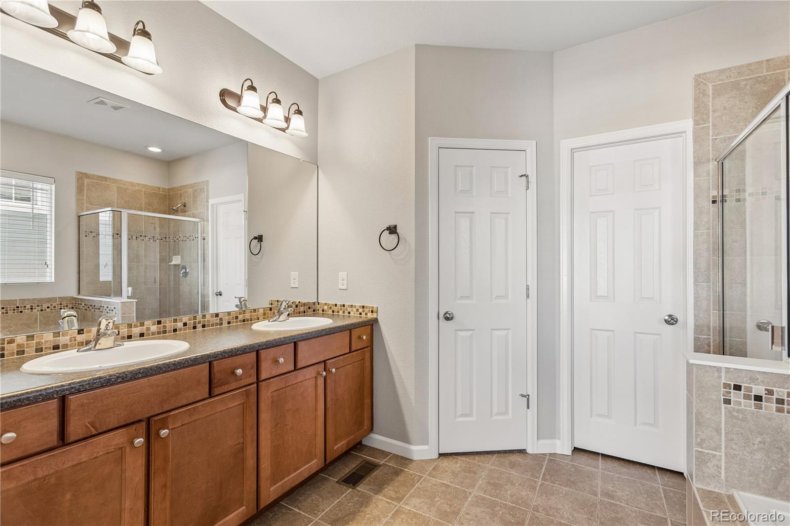 5031 S Rome Street Aurora CO 80015