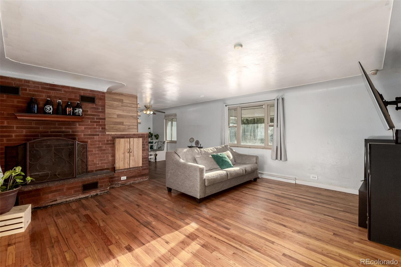 5637 Wyandot Street Denver CO 80221