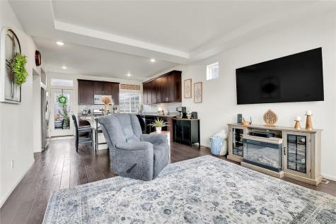 240 S Oak Hill Street Aurora CO 80018