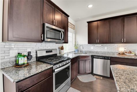 240 S Oak Hill Street Aurora CO 80018