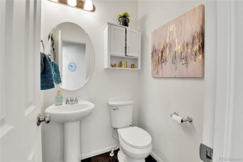 240 S Oak Hill Street Aurora CO 80018