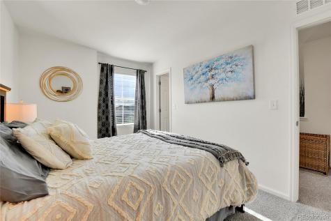 240 S Oak Hill Street Aurora CO 80018