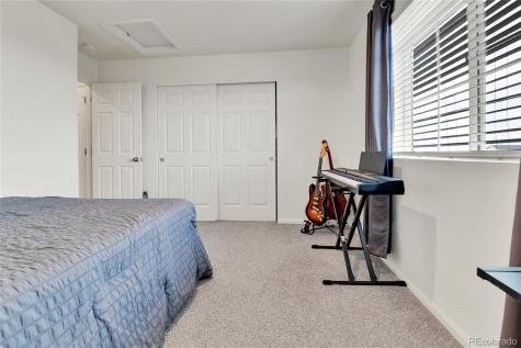 240 S Oak Hill Street Aurora CO 80018