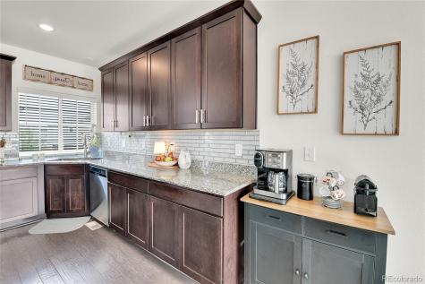 240 S Oak Hill Street Aurora CO 80018