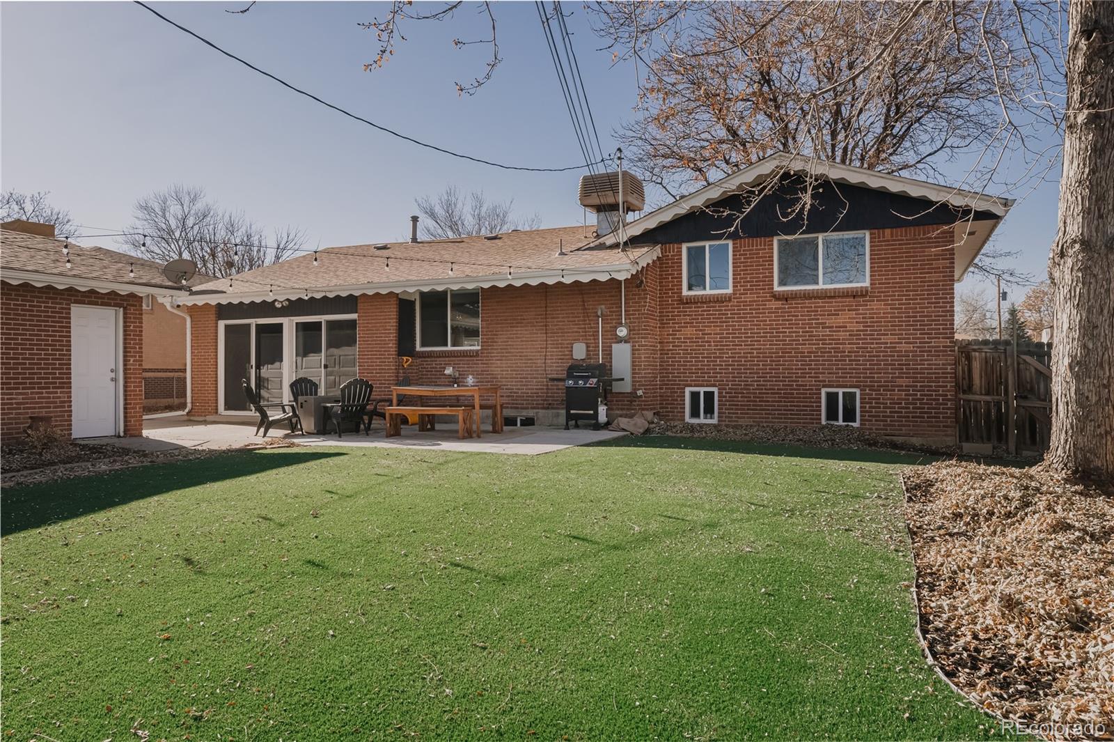5390 Raritan Way Denver CO 80221