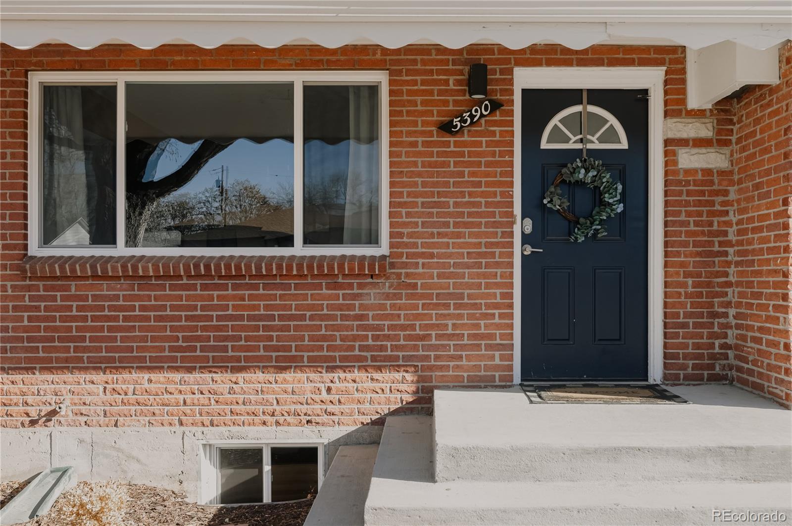 5390 Raritan Way Denver CO 80221