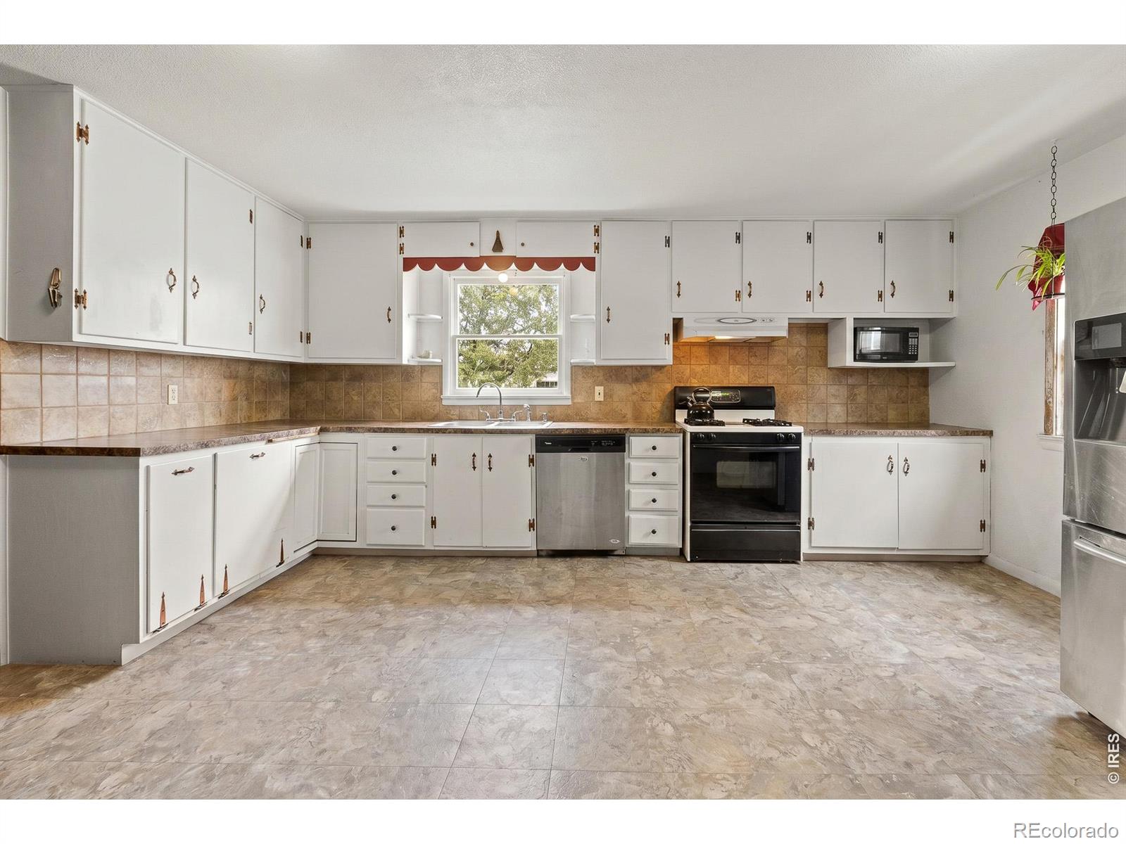 312 Sheridan Avenue Grover CO 80729