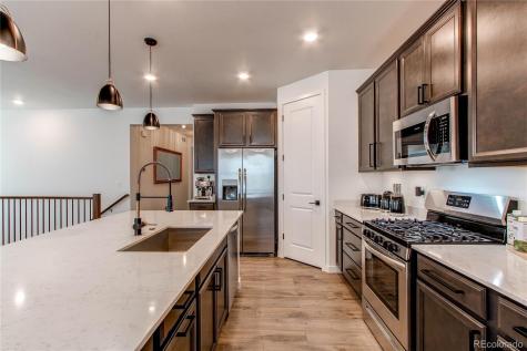 24197 E Ada Avenue Aurora CO 80018