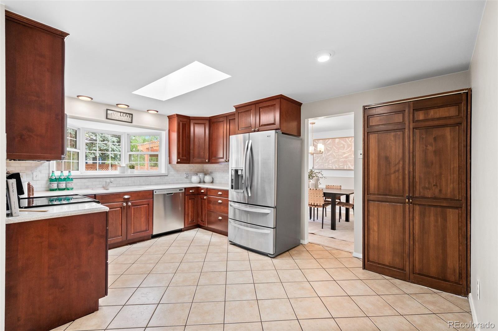 3761 S Eaton Street Denver CO 80235