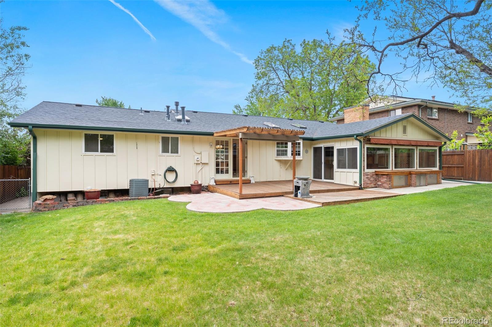 3761 S Eaton Street Denver CO 80235