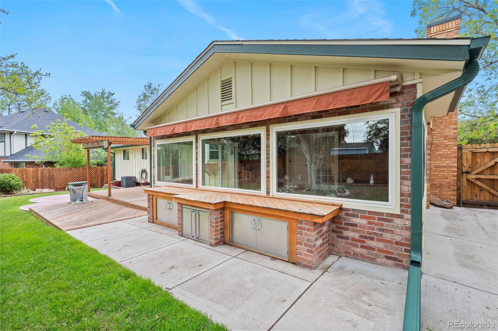 3761 S Eaton Street Denver CO 80235