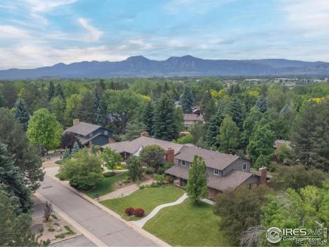 6916 Hunter Place Boulder CO 80301
