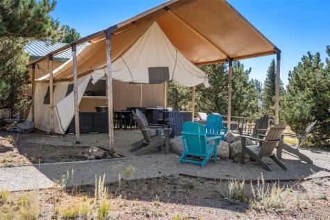 247 Pinewood Road Florissant CO 80816