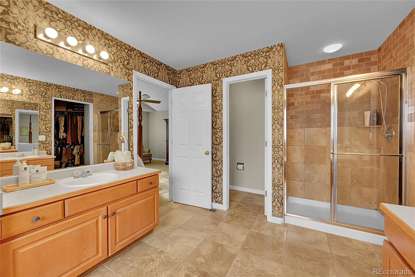 9424 S Hackberry Lane Highlands Ranch CO 80129