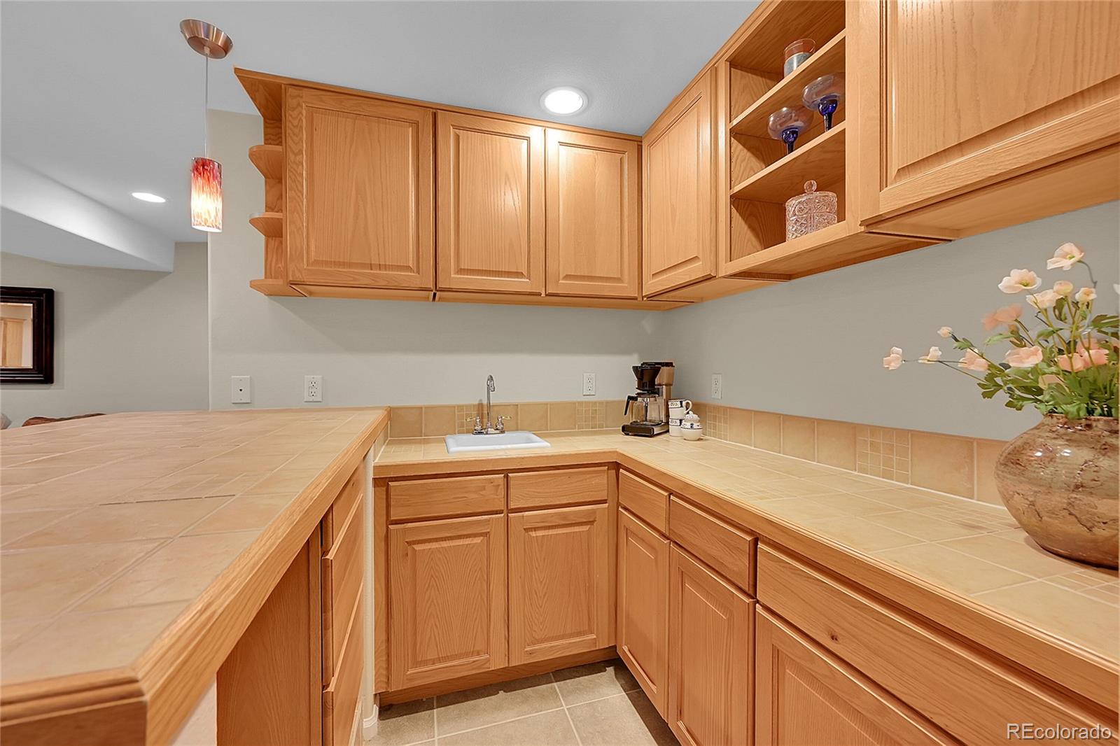 9424 S Hackberry Lane Highlands Ranch CO 80129