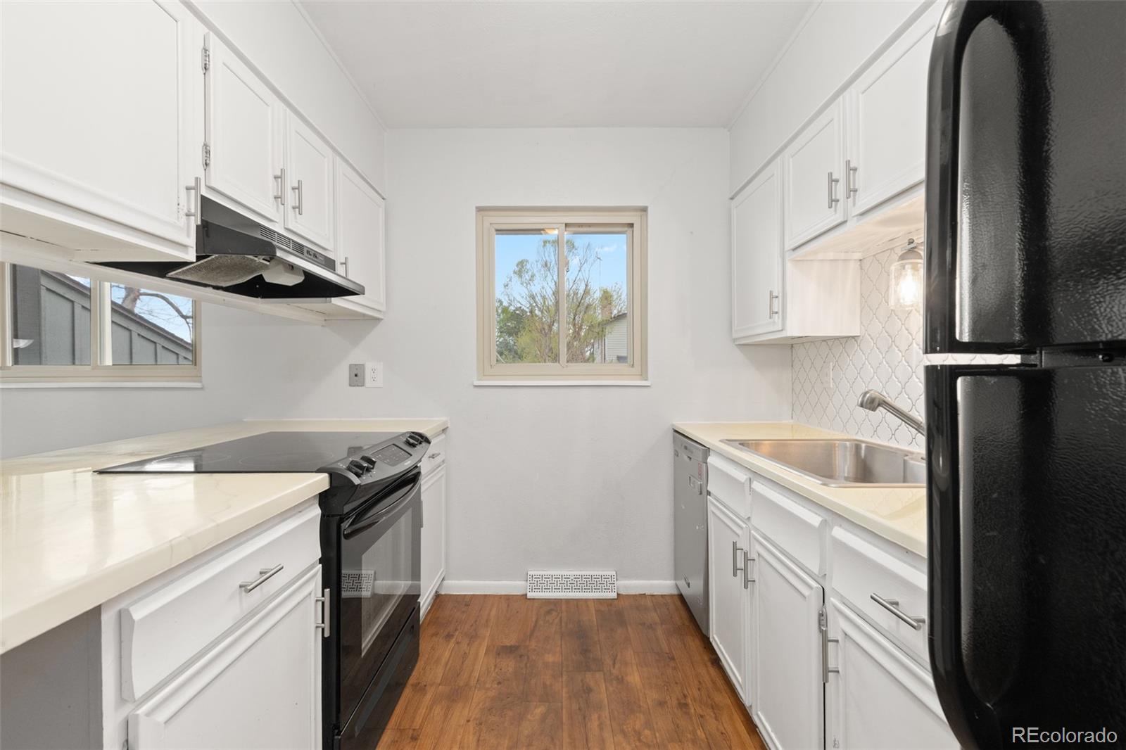 2664 S Richfield Street Aurora CO 80013