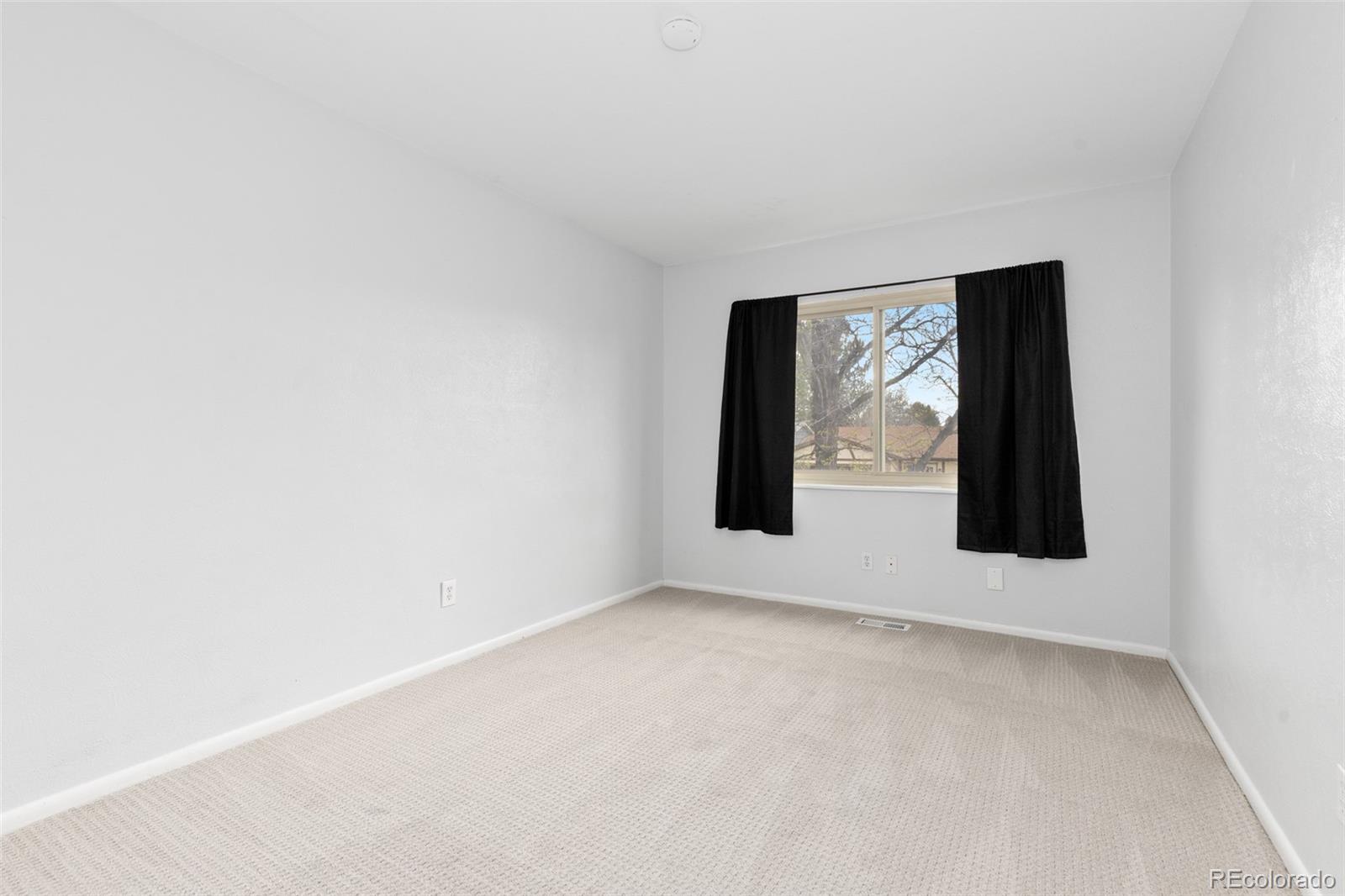 2664 S Richfield Street Aurora CO 80013